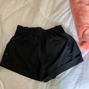 black lulu lemon shorts